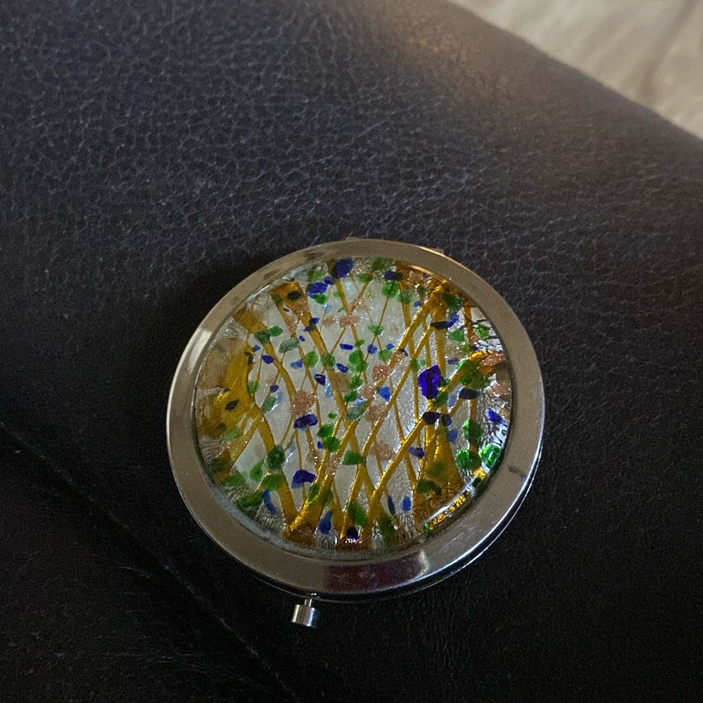 Glass abstract art compact mirror